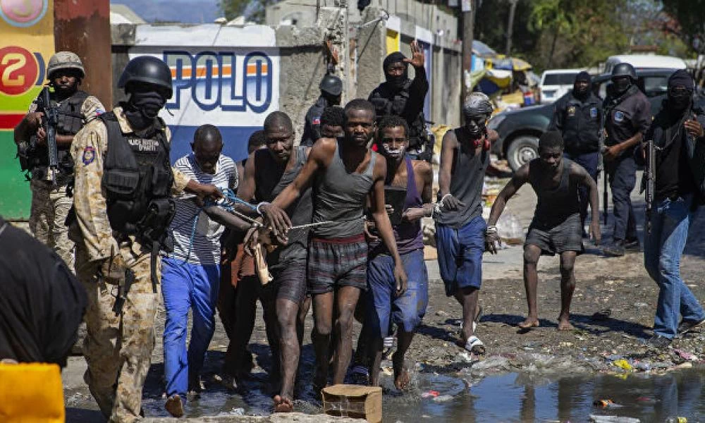 Αϊτή: Ένοπλοι σταμάτησαν το πούλμαν της αποστολής του Μπελίζ